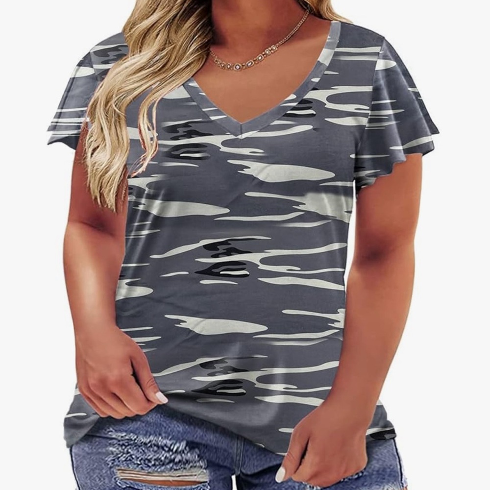 Plus Size Gray Camouflage V-Neck Women's Top